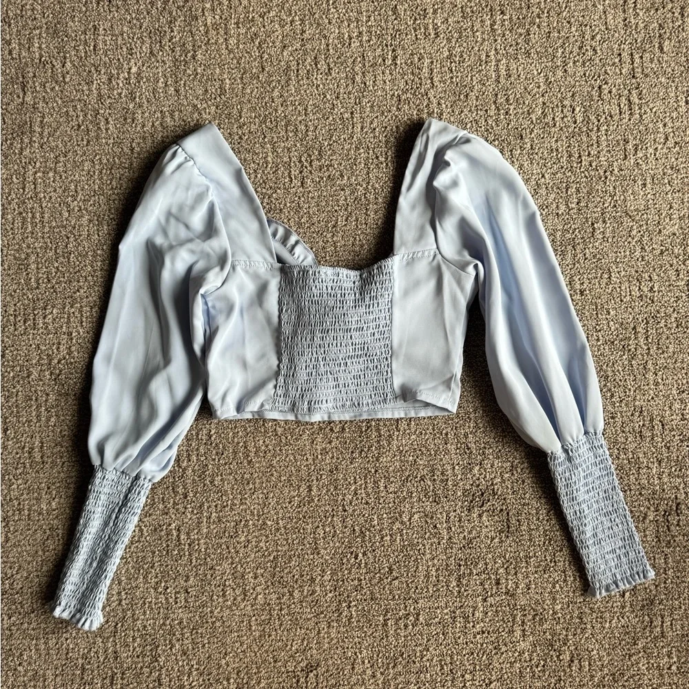 NWOT Knot Front Frill Shirred Long Sleeve Crop Top Blouse Blue Womens Size Small